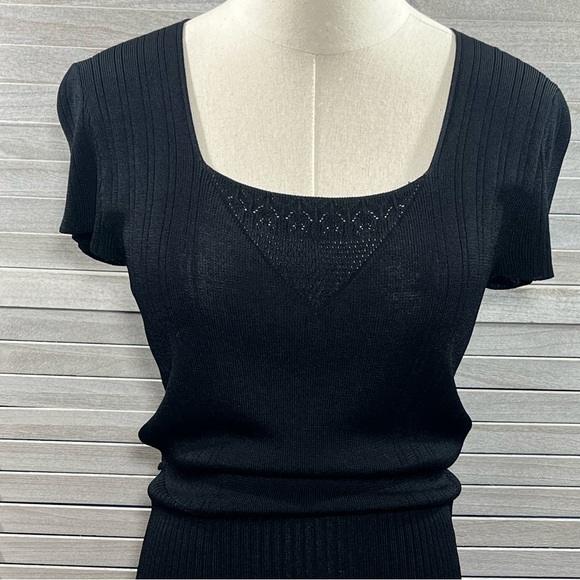 JONES NEW YORK (petite) Stretchy Knit Short Sleeve Top Black-PM - Picture 2 of 4